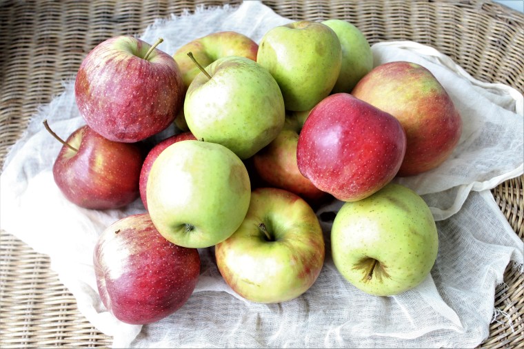 Homemade Applesauce - The Gluten Free Gathering