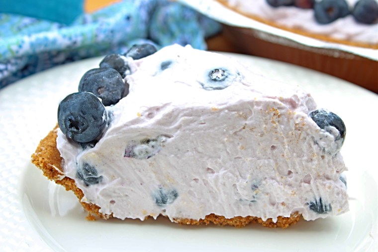 No Bake Gluten Free Blueberry Yogurt Pie - The Gluten Free Gathering
